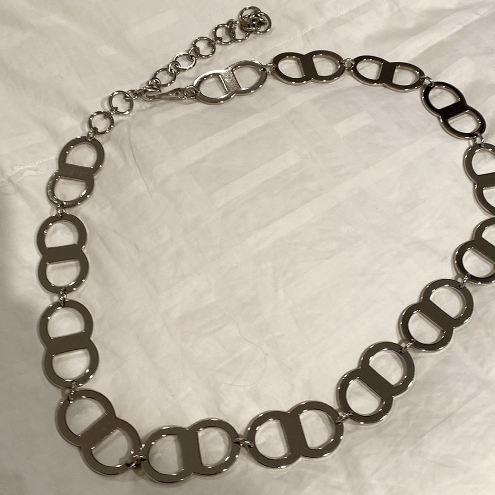 Beautiful size adjustable belt